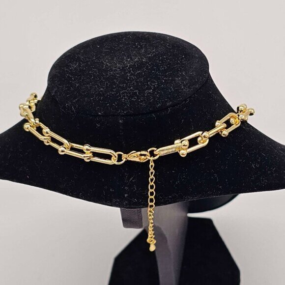 Authentic Louis Vuitton Lock & Key w/ Unbranded Gold Plated Gold Chain Necklace - Picture 4 of 10